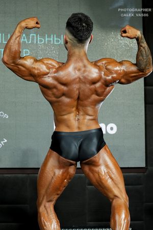 CLASSIC PHYSIQUE +178